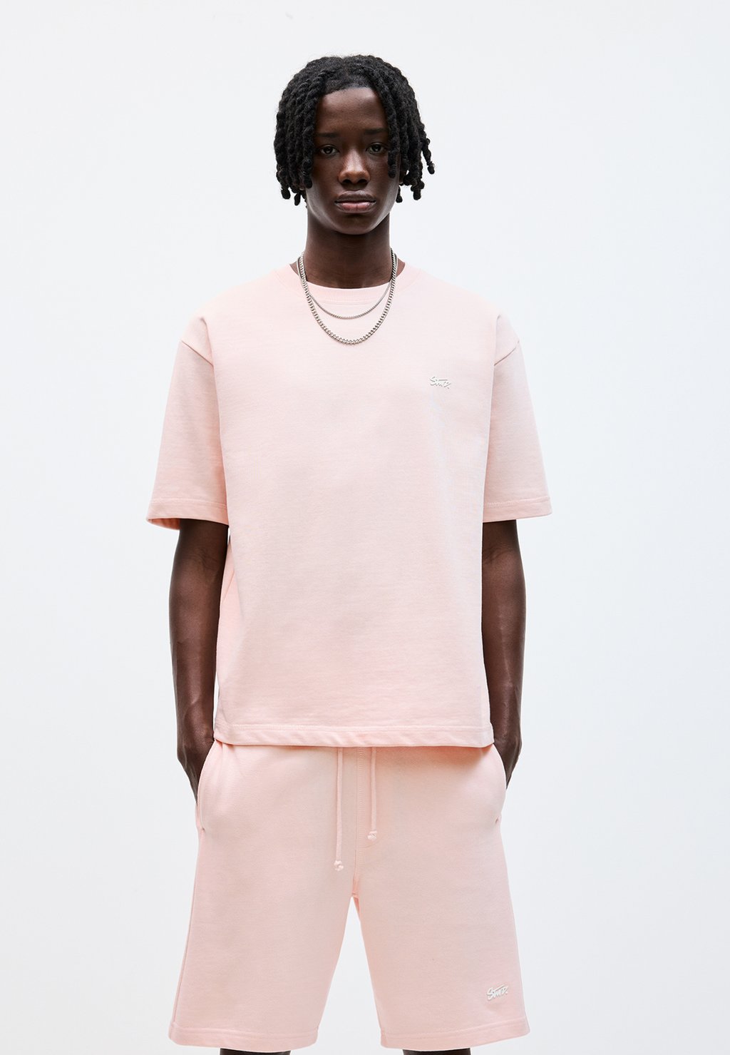 Базовая футболка PULL&BEAR, фуксия 
Базовая футболка PULL&BEAR, фуксия