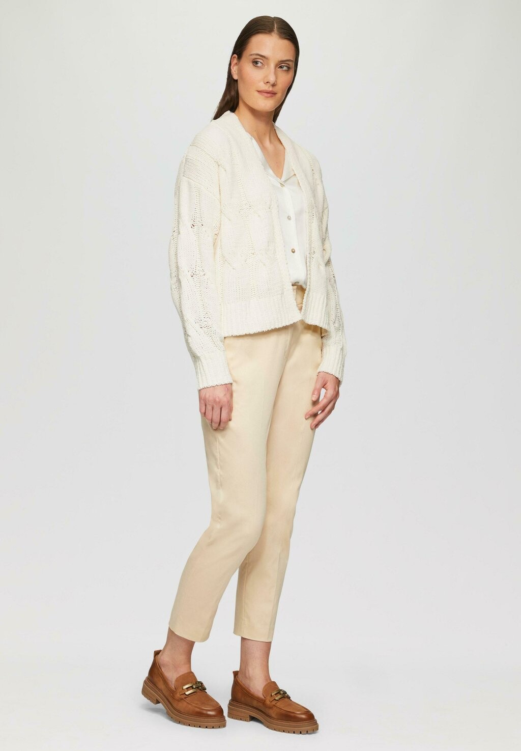 Кардиган MIT ZOPFMUSTER s.Oliver BLACK LABEL, молочный
Кардиган MIT ZOPFMUSTER s.Oliver BLACK LABEL, молочный