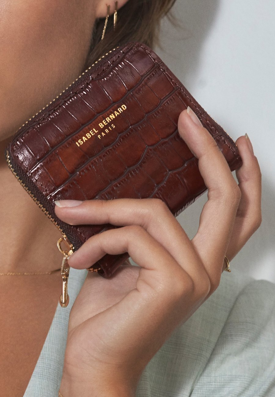 Кошелек Isabel Bernard Honore Jules, Braun/Brown
Кошелек Isabel Bernard Honore Jules, Braun/Brown