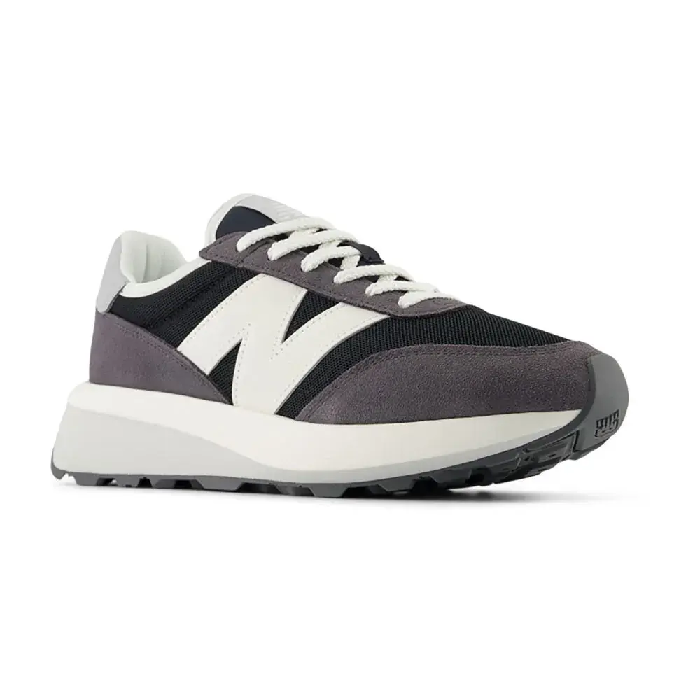 Кроссовки New Balance 370, черный
Кроссовки New Balance 370, черный