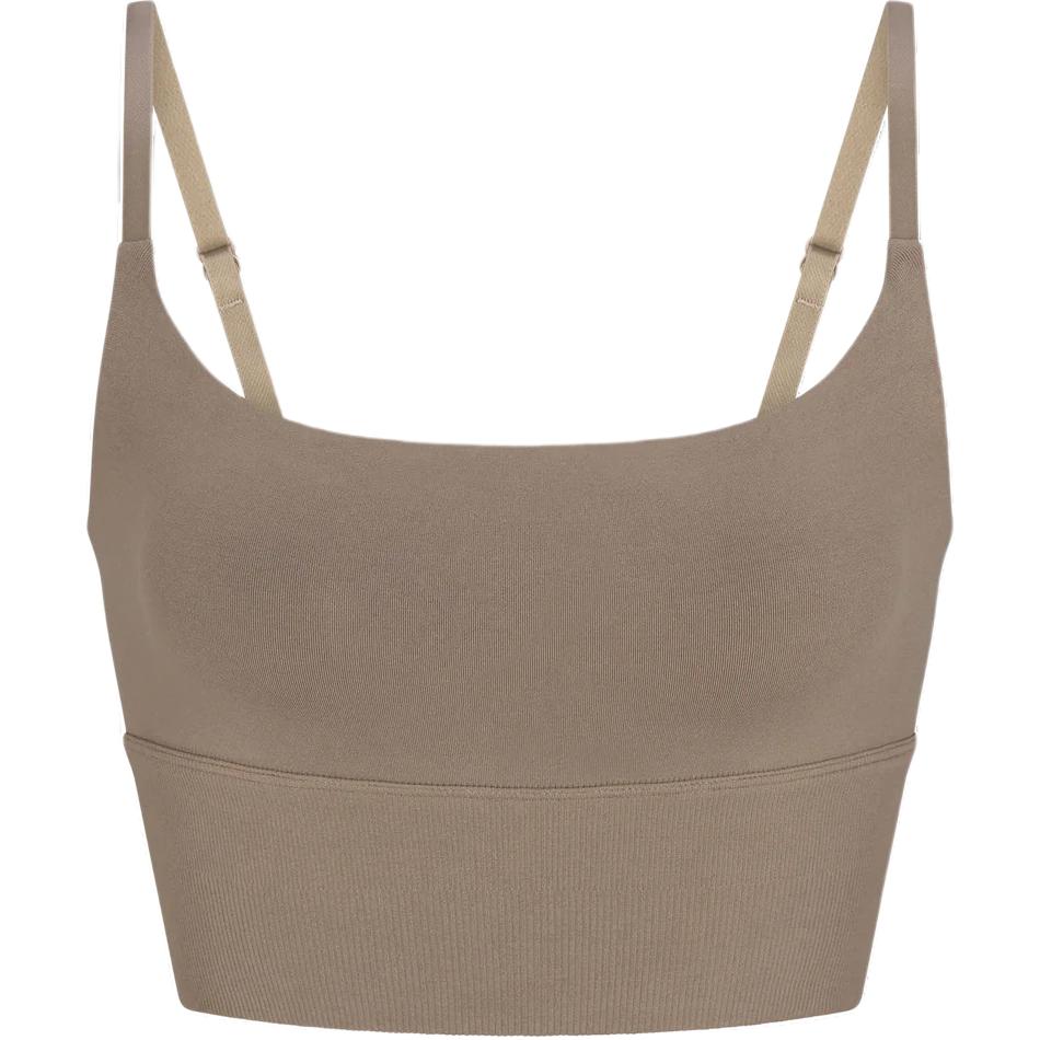 CONTOUR NYLON CROPPED CAMI Женская майка TRUFFLE/Truffle Skims, коричневый
CONTOUR NYLON CROPPED CAMI Женская майка TRUFFLE/Truffle Skims, коричневый