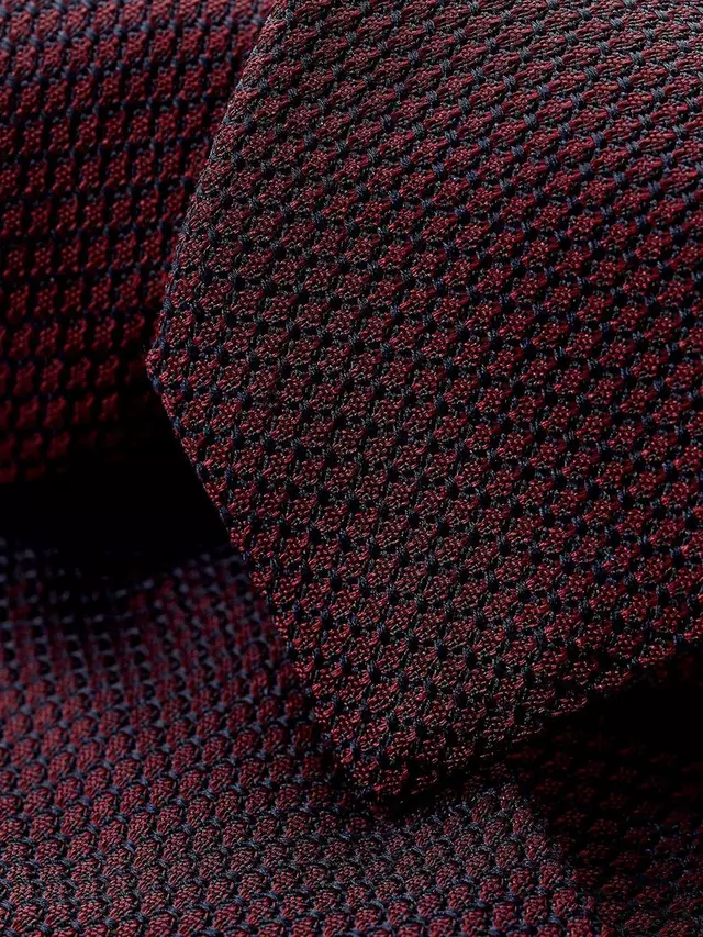 Галстук Charles Tyrwhitt Grenadine luxury Italian, красный
Галстук Charles Tyrwhitt Grenadine luxury Italian, красный