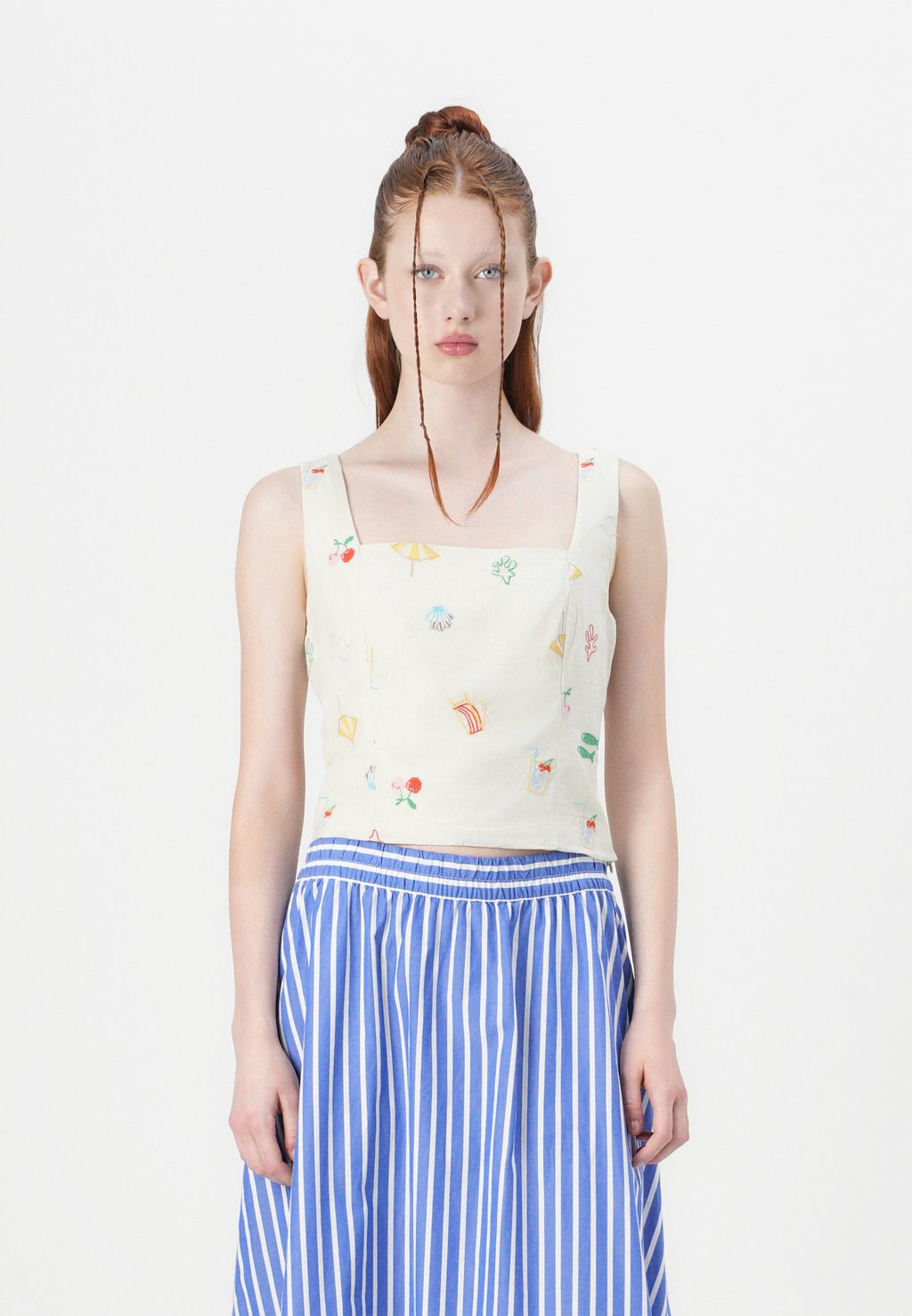 Топ BRAMI TANK GAP, Beach Umbrella
Топ BRAMI TANK GAP, Beach Umbrella