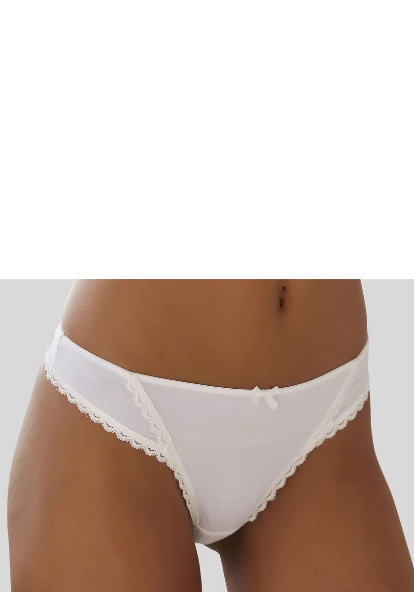 Трусики S.Oliver "Camille" с тонкой кружевной отделкой, белый
Трусики S.Oliver "Camille" с тонкой кружевной отделкой, белый