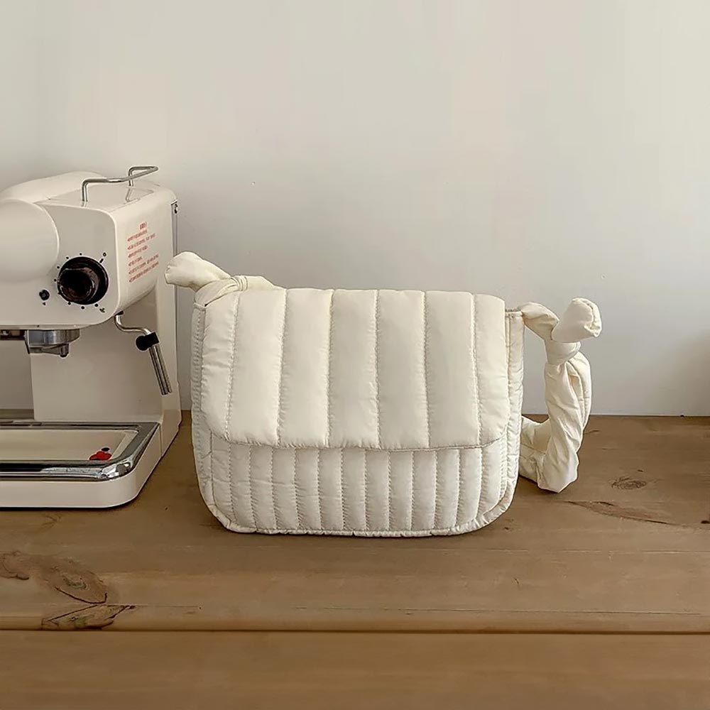 Стеганая утепленная сумка через плечо FASHNZFAB, белый
Стеганая утепленная сумка через плечо FASHNZFAB, белый