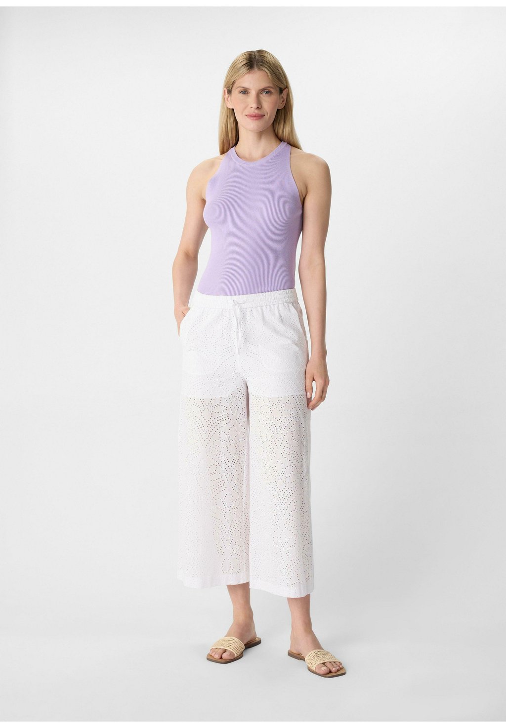 Брюки comma casual identity, белый
Брюки comma casual identity, белый