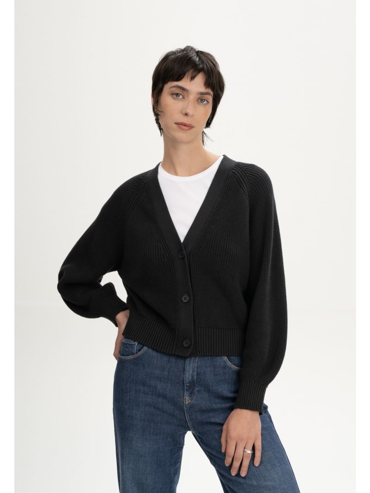 Кардиган MELA
Кардиган MELA