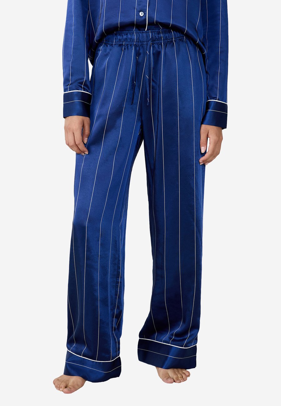 Пижамные брюки Etam DAYANA, Dark Blue
Пижамные брюки Etam DAYANA, Dark Blue