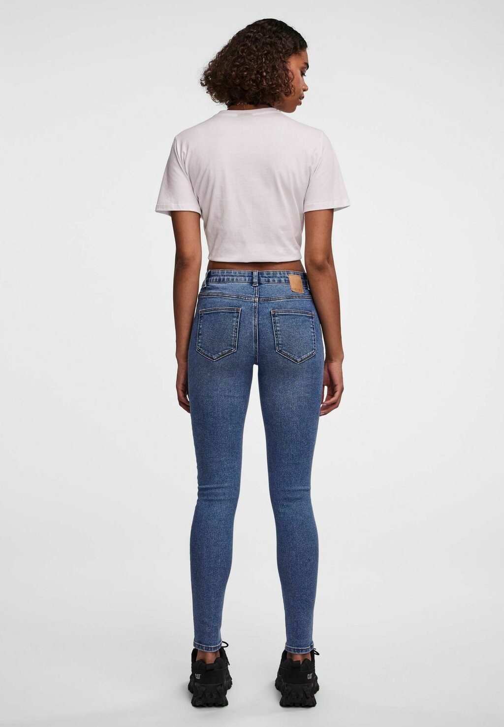 Джинсы облегающие PCDANA Pieces, синий деним
Джинсы облегающие PCDANA Pieces, синий деним