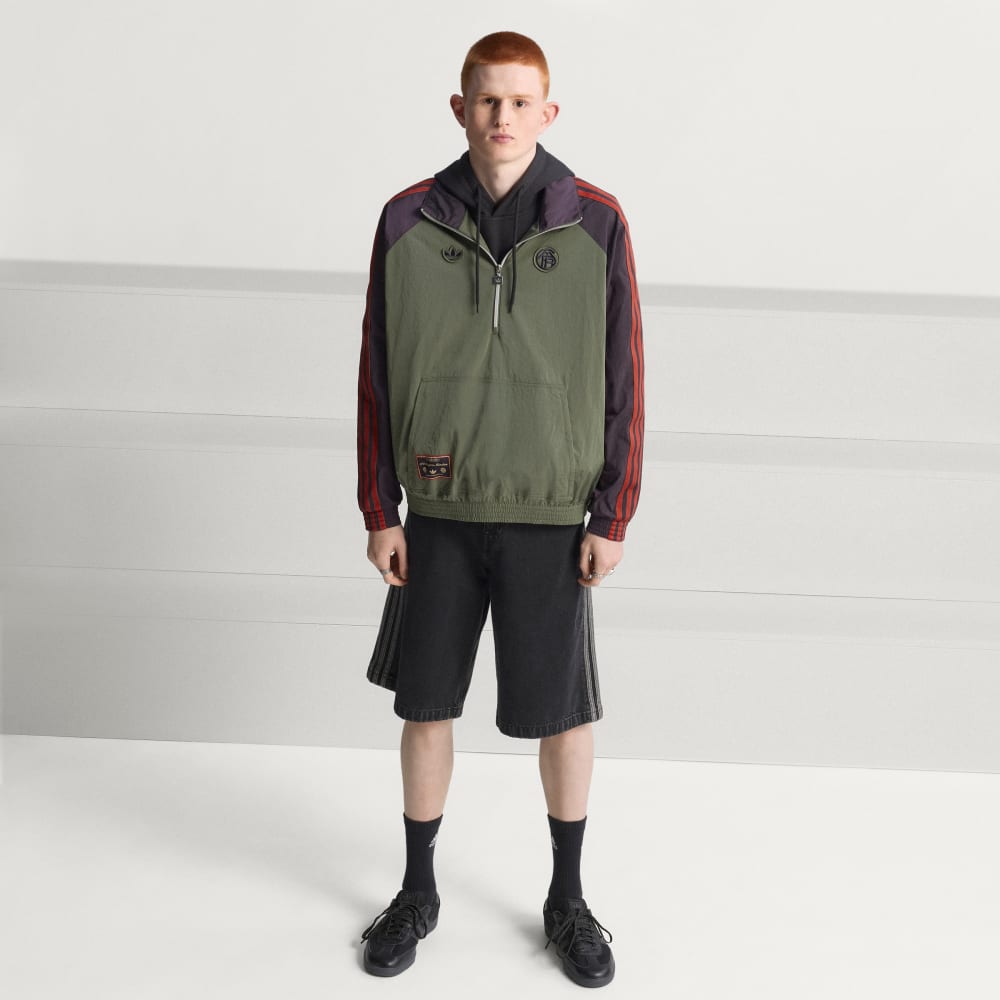 Спортивная куртка Adidas FC Bayern Terrace Icons Half-Zip Jacket, цвет Base Green/Aurora Black
Спортивная куртка Adidas FC Bayern Terrace Icons Half-Zip Jacket, цвет Base Green/Aurora Black