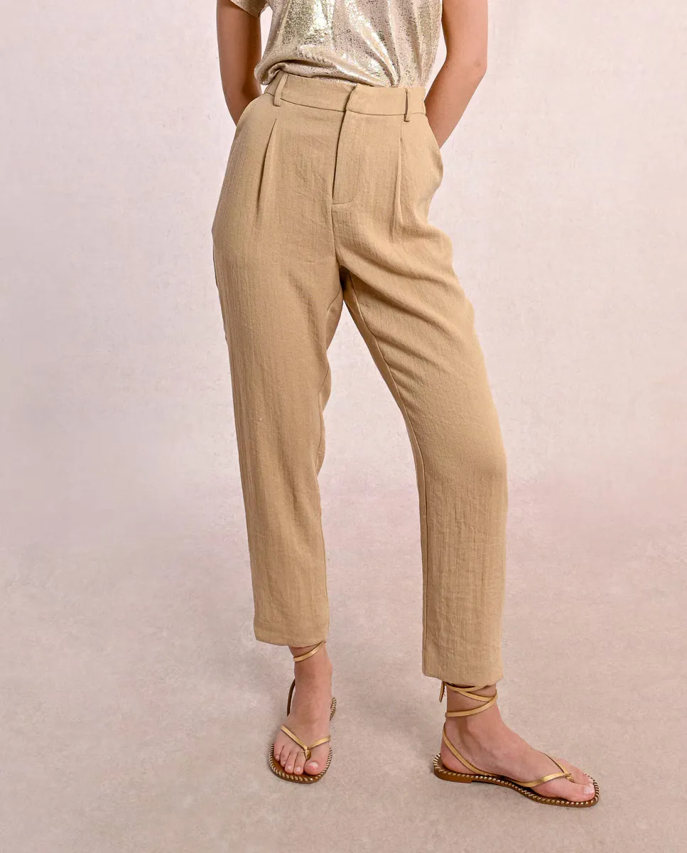 Женские брюки прямого кроя с завышенной талией и складчатыми деталями Molly Bracken, бежевый
Женские брюки прямого кроя с завышенной талией и складчатыми деталями Molly Bracken, бежевый