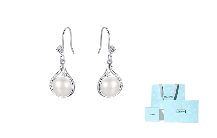 TRUE ME Серьги из серебра 925 пробы с жемчугом для женщин
TRUE ME Серьги из серебра 925 пробы с жемчугом для женщин