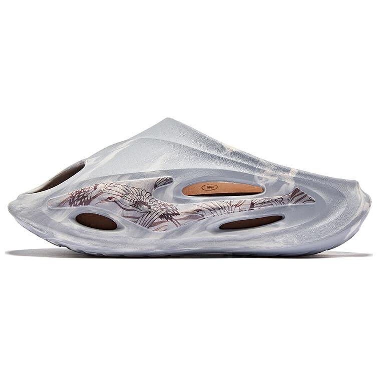 Шлепанцы Infinite Lite для мужчин, цвет пепла/заварного крема Erke
Шлепанцы Infinite Lite для мужчин, цвет пепла/заварного крема Erke