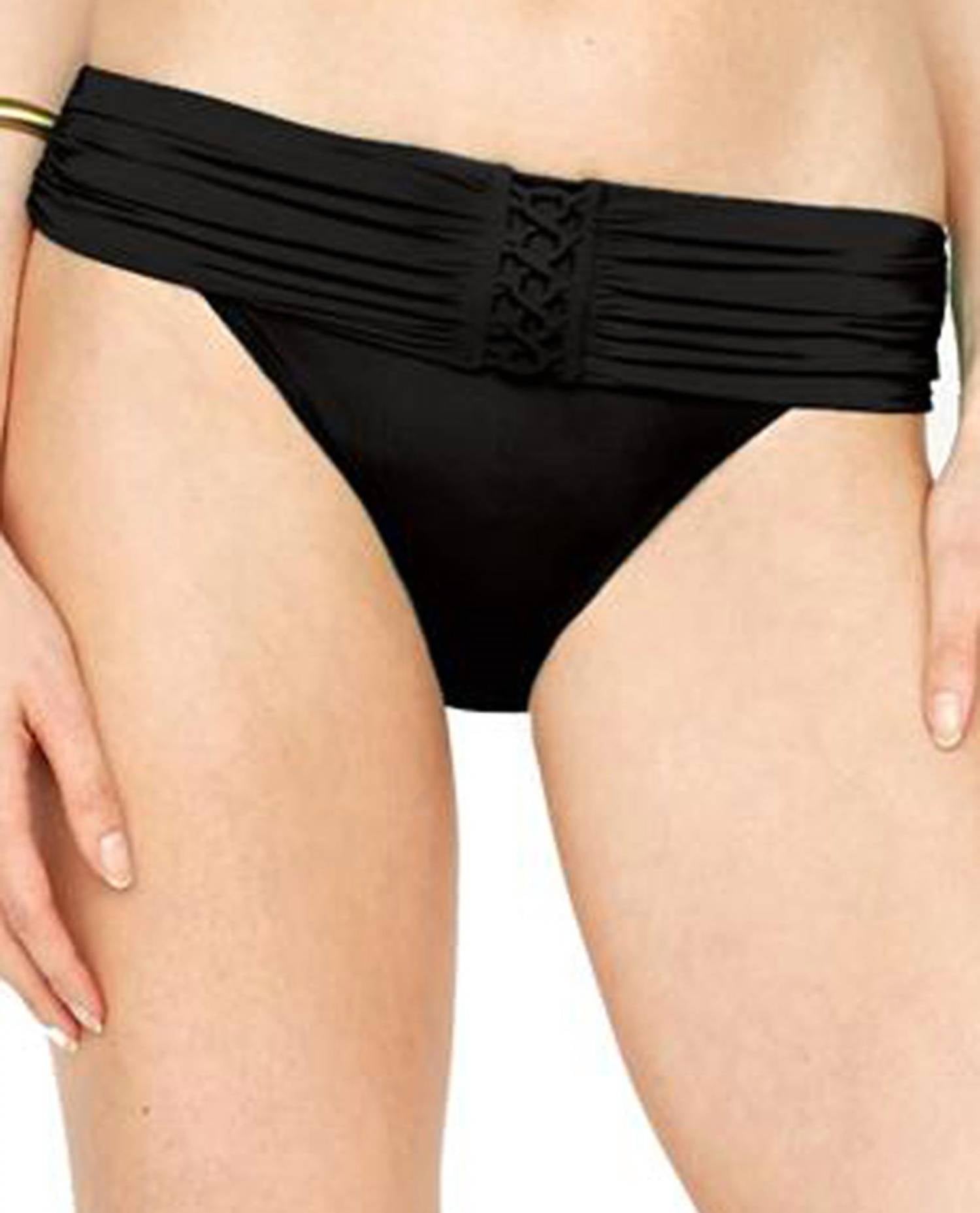 Плавки бикини средней посадки со шнуровкой черного цвета Gottex
Плавки бикини средней посадки со шнуровкой черного цвета Gottex