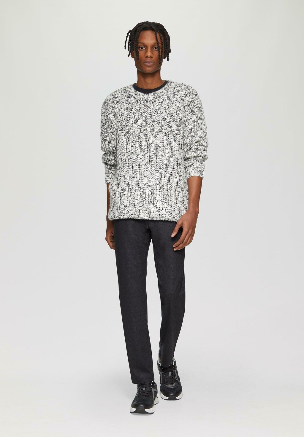 Брюки QS, черный
Брюки QS, черный