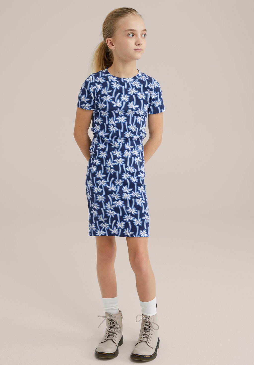 Вязаное платье WE Fashion, темно-синий
Вязаное платье WE Fashion, темно-синий