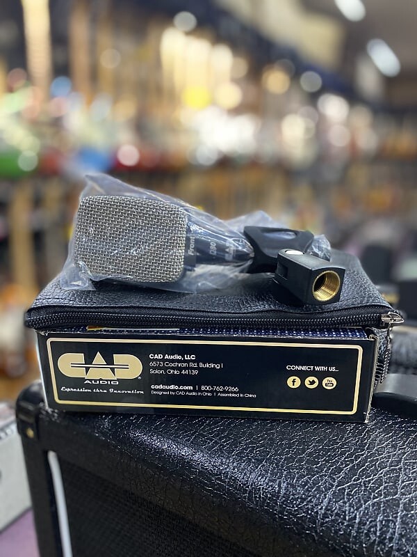 Динамический микрофон CAD D80 Large-Diaphragm Side-Address Cardioid Dynamic Mic 
Динамический микрофон CAD D80 Large-Diaphragm Side-Address Cardioid Dynamic Mic