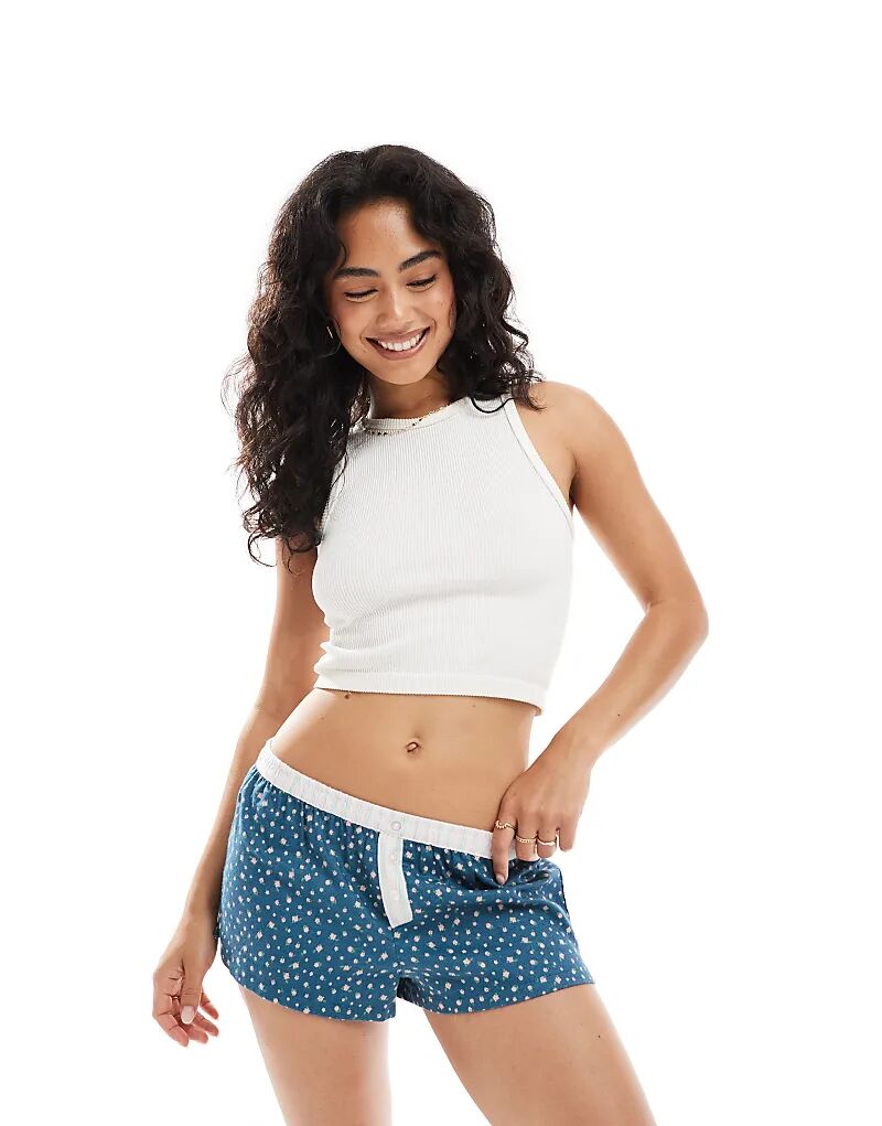 Cotton On flannel girlfriend sleep short in deep blue aura ditsy 
Cotton On flannel girlfriend sleep short in deep blue aura ditsy