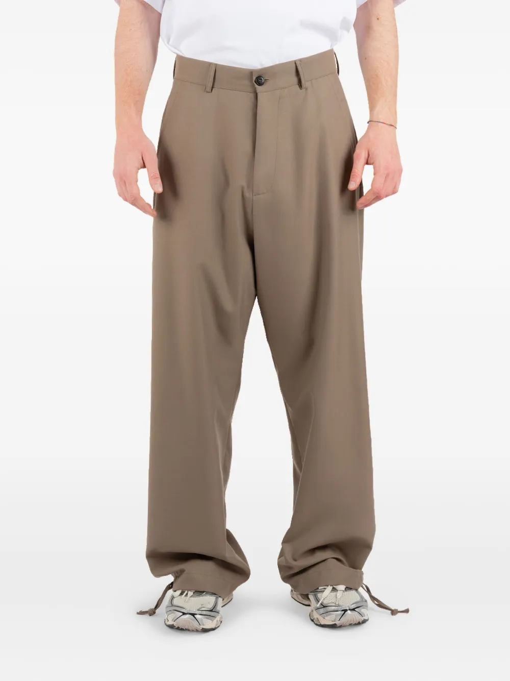 Брюки с манжетами на завязках Société Anonyme, нейтральный
Брюки с манжетами на завязках Société Anonyme, нейтральный