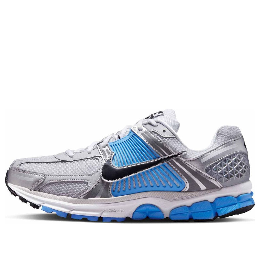 Кроссовки Nike Air Zoom Vomero 5 'Pure Platinum University Blue', серый
Кроссовки Nike Air Zoom Vomero 5 'Pure Platinum University Blue', серый