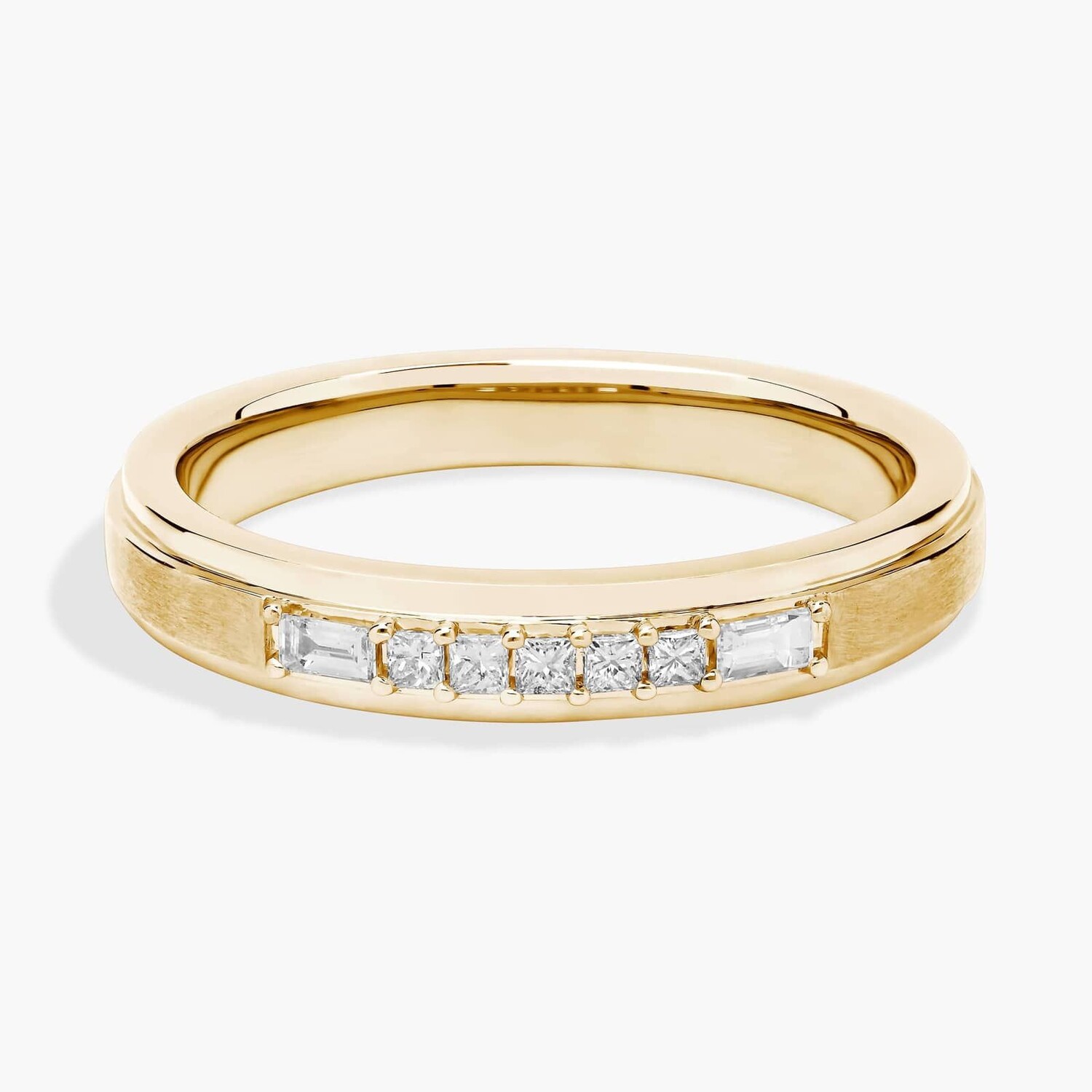 Мужское обручальное кольцо с бриллиантами «Принцесса и багет» из 14-каратного желтого золота (1/5 карата) Blue Nile
Мужское обручальное кольцо с бриллиантами «Принцесса и багет» из 14-каратного желтого золота (1/5 карата) Blue Nile