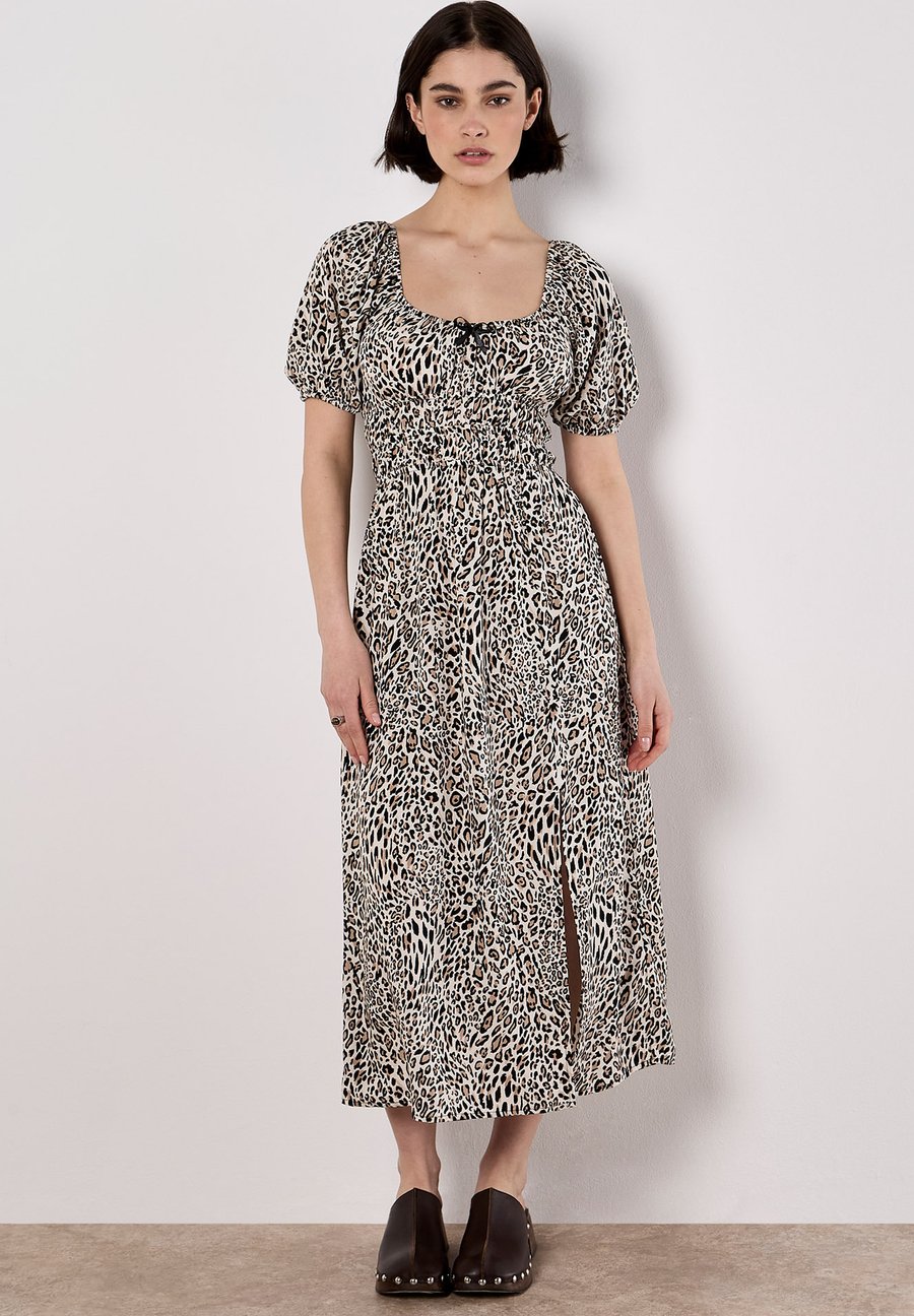 Платье Apricot ANIMAL PRINT MILKMAID , Cream/Beige
Платье Apricot ANIMAL PRINT MILKMAID , Cream/Beige