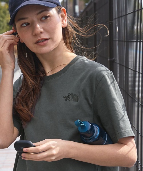 Футболка с коротким рукавом, с логотипом THE NORTH FACE, угольно-серый
Футболка с коротким рукавом, с логотипом THE NORTH FACE, угольно-серый