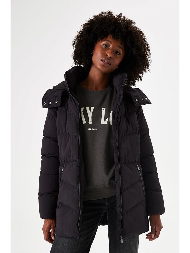 Стеганая куртка Garcia Steppjacke, черный
Стеганая куртка Garcia Steppjacke, черный
