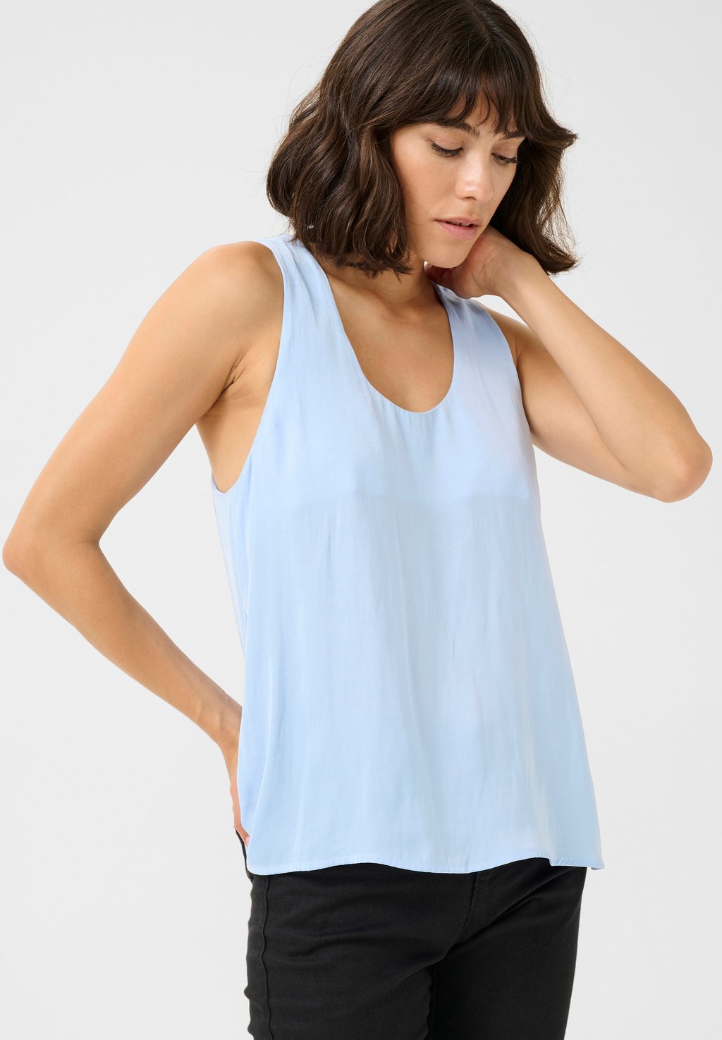 Топ KAALLIE Kaffe, светло-голубой
Топ KAALLIE Kaffe, светло-голубой