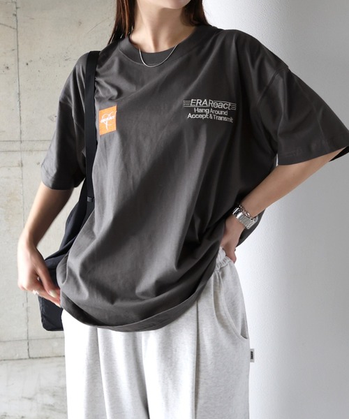 Футболка с коротким рукавом, вышитый логотип, ERA React ANME, угольно-серый
Футболка с коротким рукавом, вышитый логотип, ERA React ANME, угольно-серый