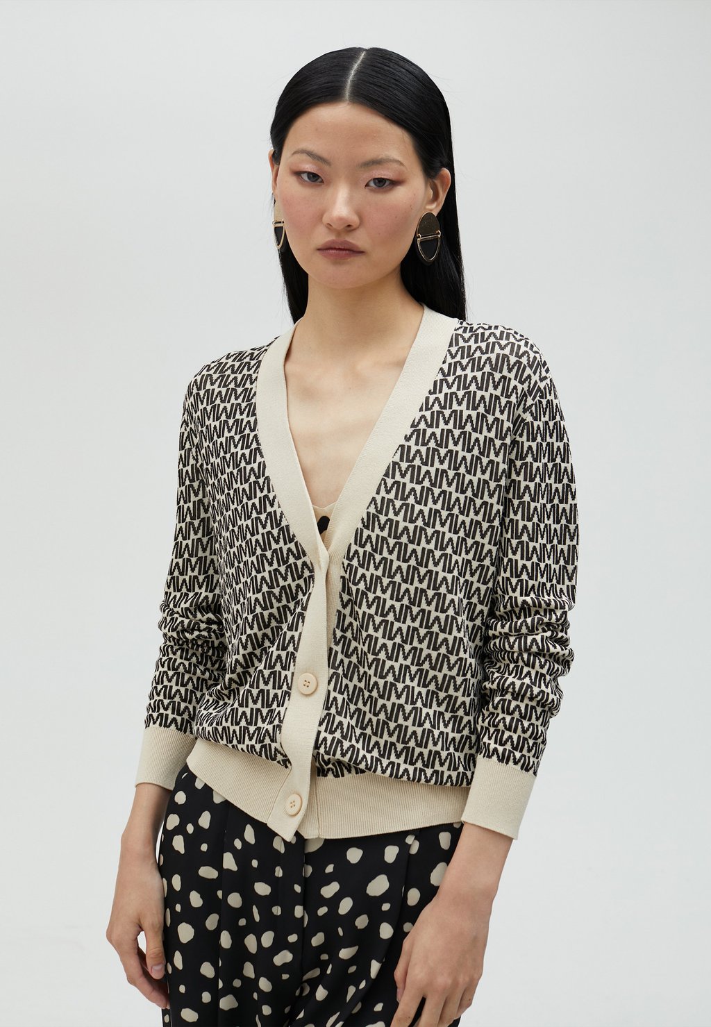 Кардиган LOLA CASADEMUNT, черный 
Кардиган LOLA CASADEMUNT, черный