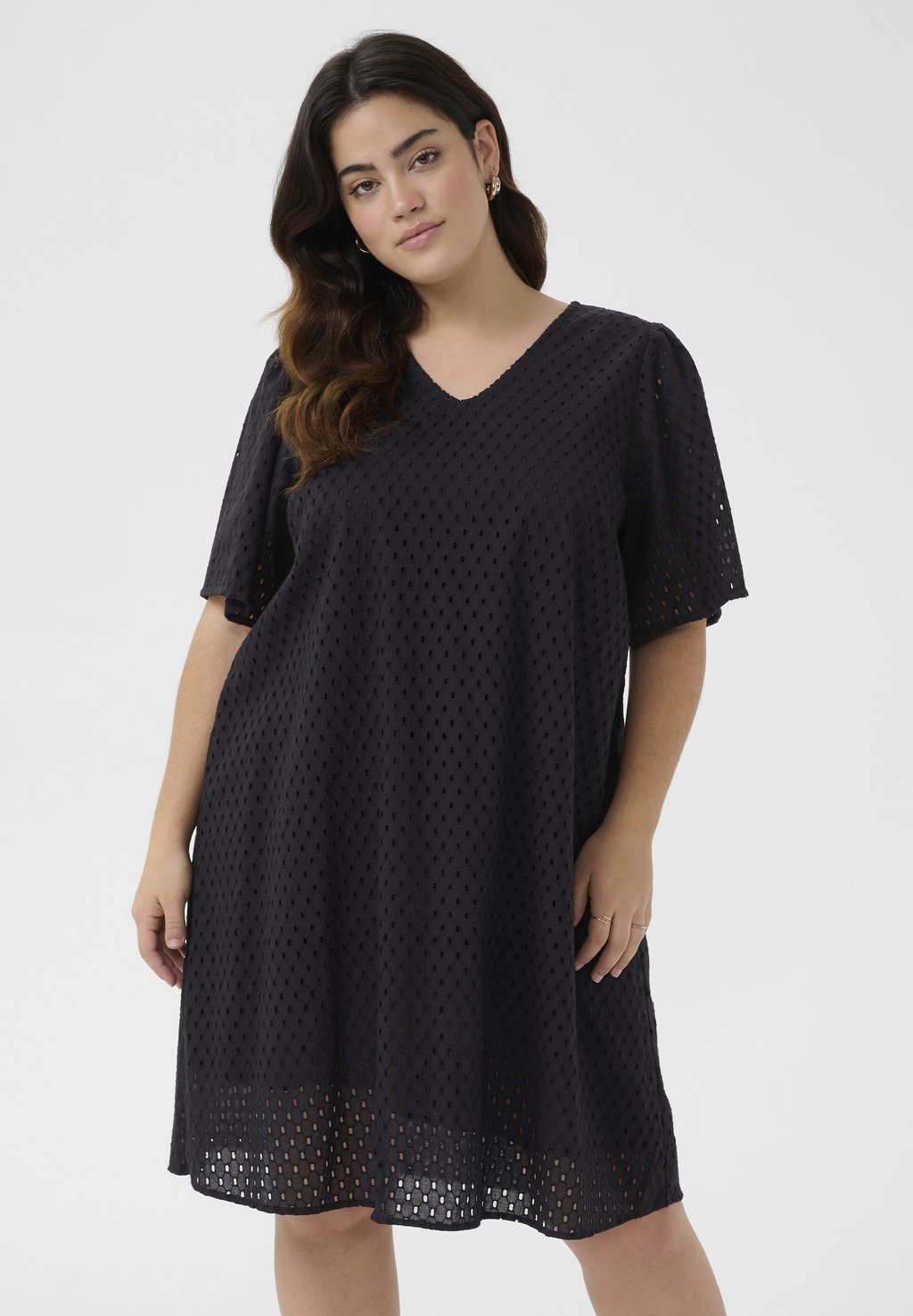 Повседневное платье Kaffe Curve, цвет Black Deep
Повседневное платье Kaffe Curve, цвет Black Deep