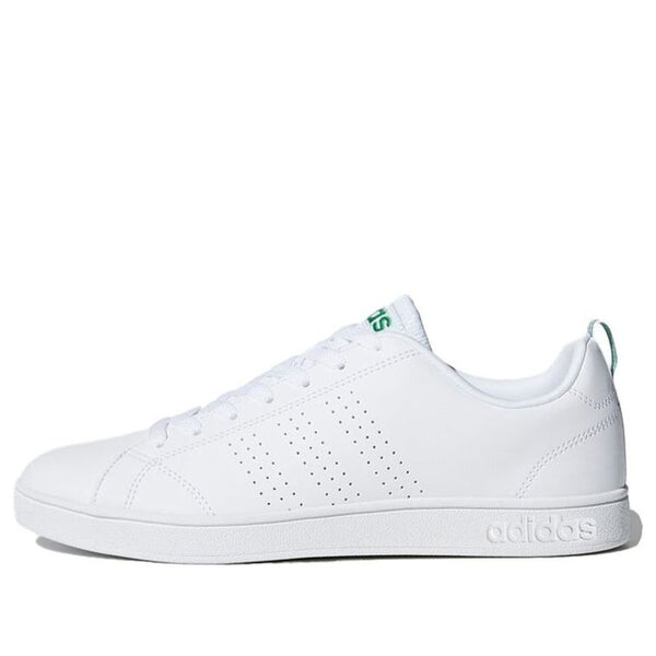 Кроссовки преимущество чистые против Adidas, белый 
Кроссовки преимущество чистые против Adidas, белый