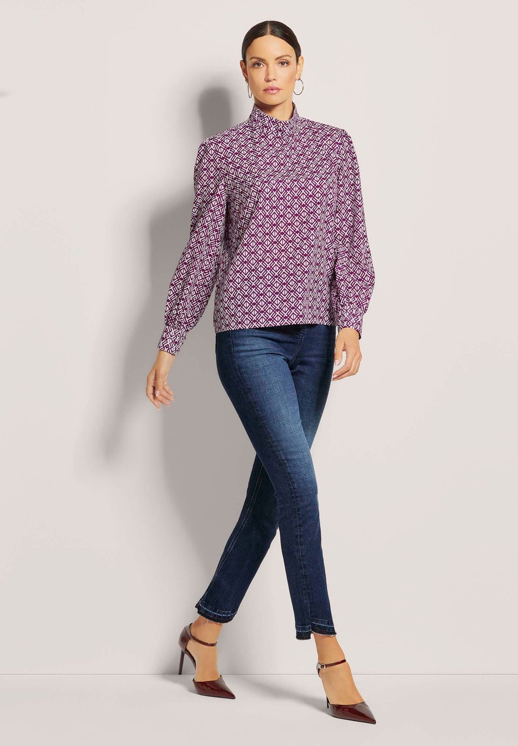 Блуза BEDRUCKTE MADELEINE, цвет Blackberry White
Блуза BEDRUCKTE MADELEINE, цвет Blackberry White