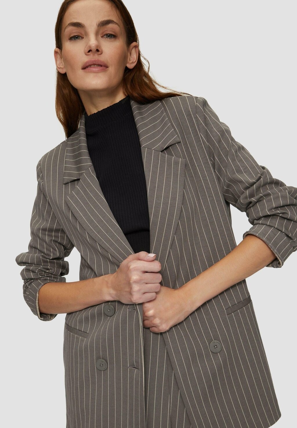 Короткое пальто QS, серый
Короткое пальто QS, серый