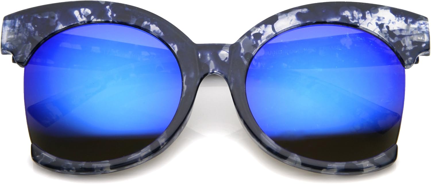 Женские солнцезащитные очки zeroUV Oversize с боковой оправой, мраморным рисунком, переливающимися линзами и эффектом «кошачий глаз», диаметр линз 59 мм, Blue / Blue Mirror
Женские солнцезащитные очки zeroUV Oversize с боковой оправой, мраморным рисунком, переливающимися линзами и эффектом «кошачий глаз», диаметр линз 59 мм, Blue / Blue Mirror