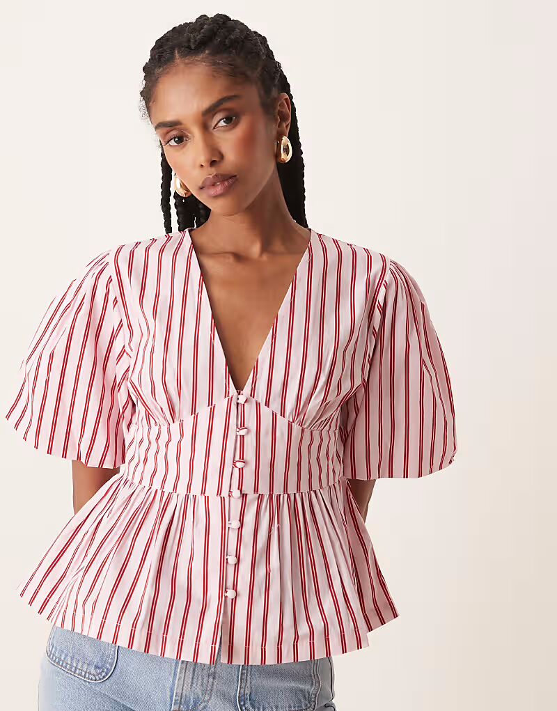 Топ Nobody's Child Starlight с рукавами-фонариками в розовую полоску
Топ Nobody's Child Starlight с рукавами-фонариками в розовую полоску