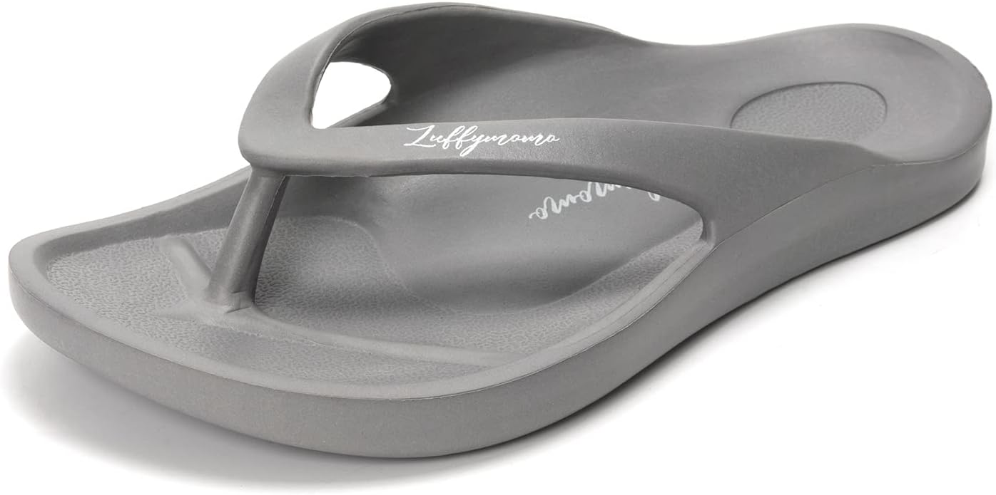 Женские и мужские шлепанцы Luffymomo, спортивные босоножки на пляж, сандалии-сланцы для лета, серый
Женские и мужские шлепанцы Luffymomo, спортивные босоножки на пляж, сандалии-сланцы для лета, серый