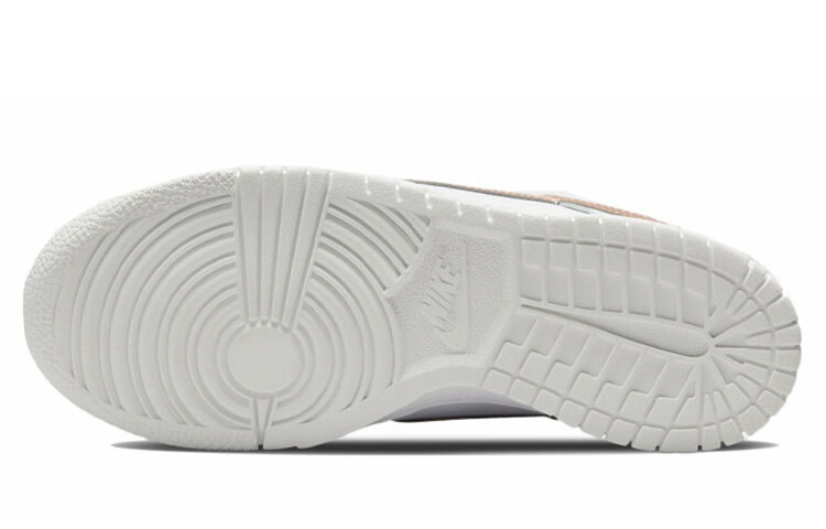 Женские кроссовки для скейтбординга Nike Dunk, Beige 
Женские кроссовки для скейтбординга Nike Dunk, Beige