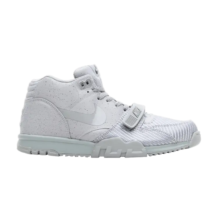 Кроссовки Nike Air Trainer 1 Mid SP 'The Monotones Vol. 1', серебряный
Кроссовки Nike Air Trainer 1 Mid SP 'The Monotones Vol. 1', серебряный