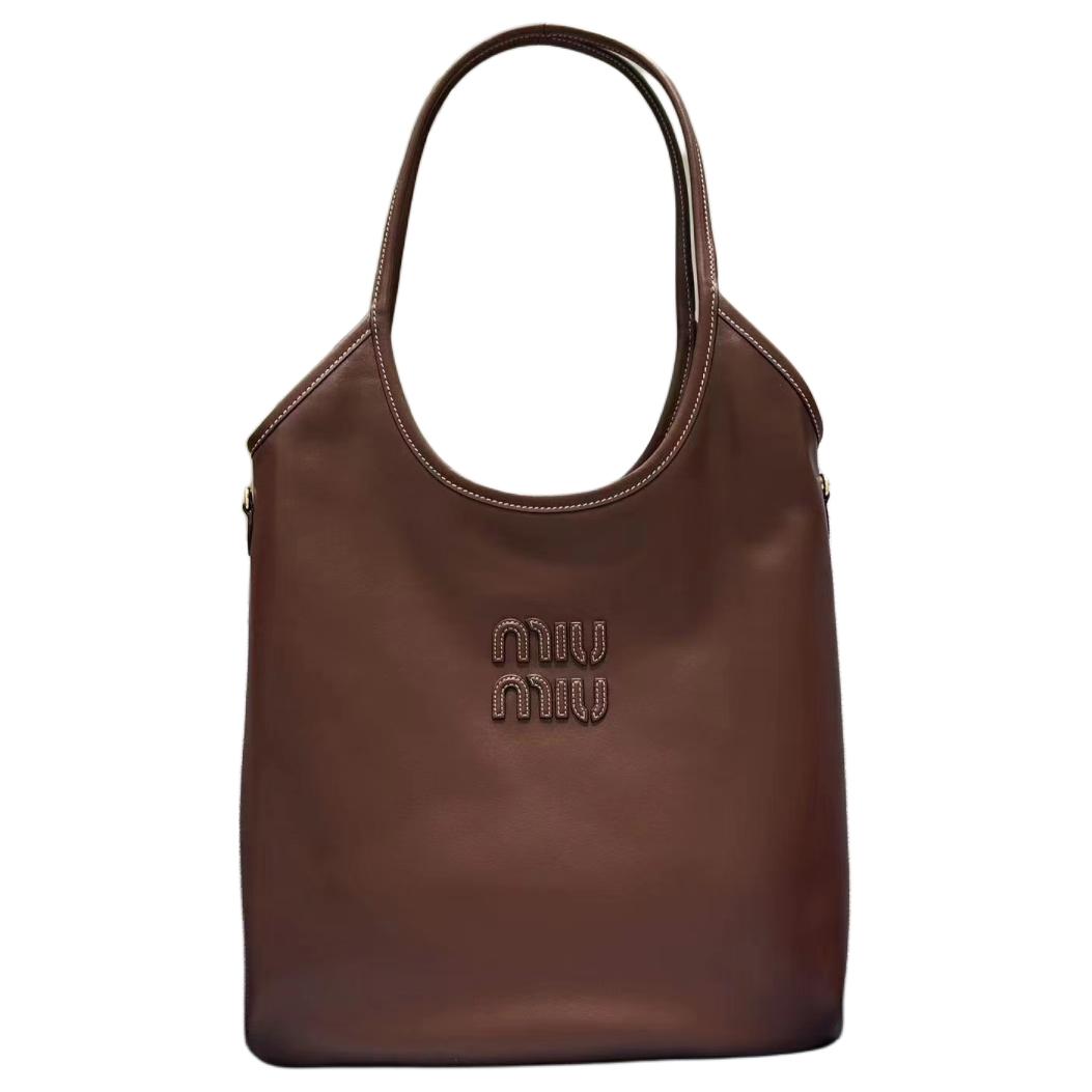Кожаная сумка тоут MIU MIU, shopping bag set(basic set+shopping bag)
Кожаная сумка тоут MIU MIU, shopping bag set(basic set+shopping bag)