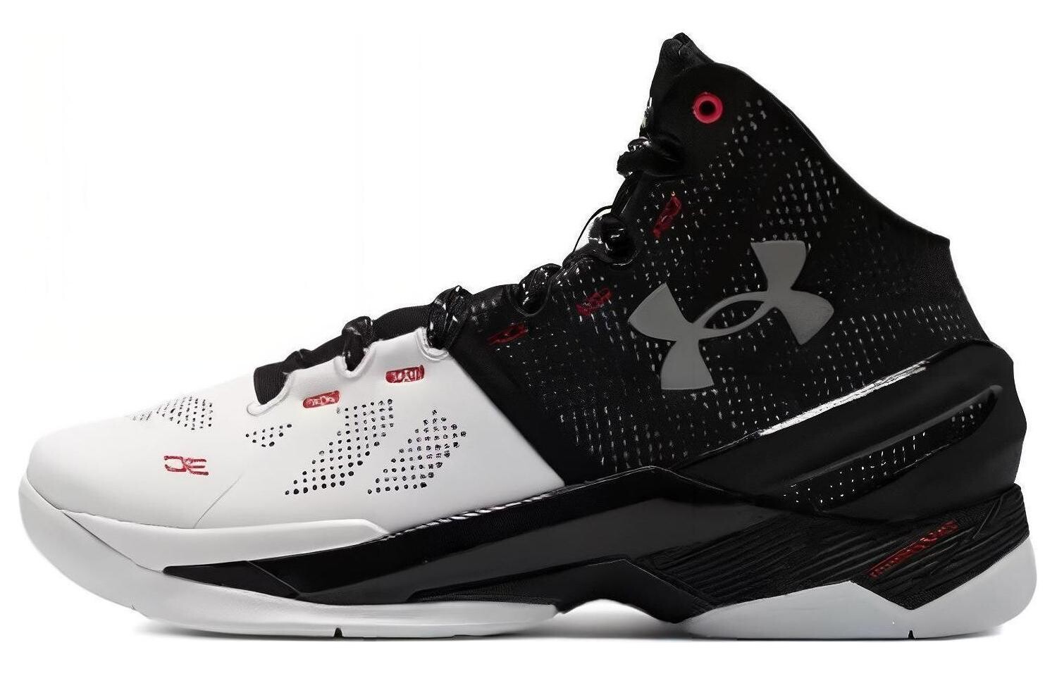 Кроссовки Under Armour Curry 2 Suit And Tie 2015/2024, черный/белый
Кроссовки Under Armour Curry 2 Suit And Tie 2015/2024, черный/белый