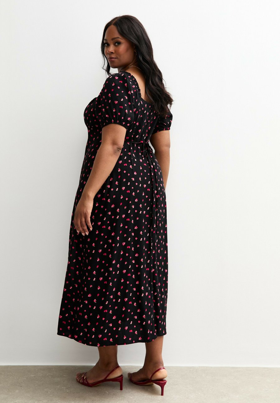 Платье New Look Curves CURVES BERRY PRINT MILKMAID MIDI, Black Pattern/Black
Платье New Look Curves CURVES BERRY PRINT MILKMAID MIDI, Black Pattern/Black