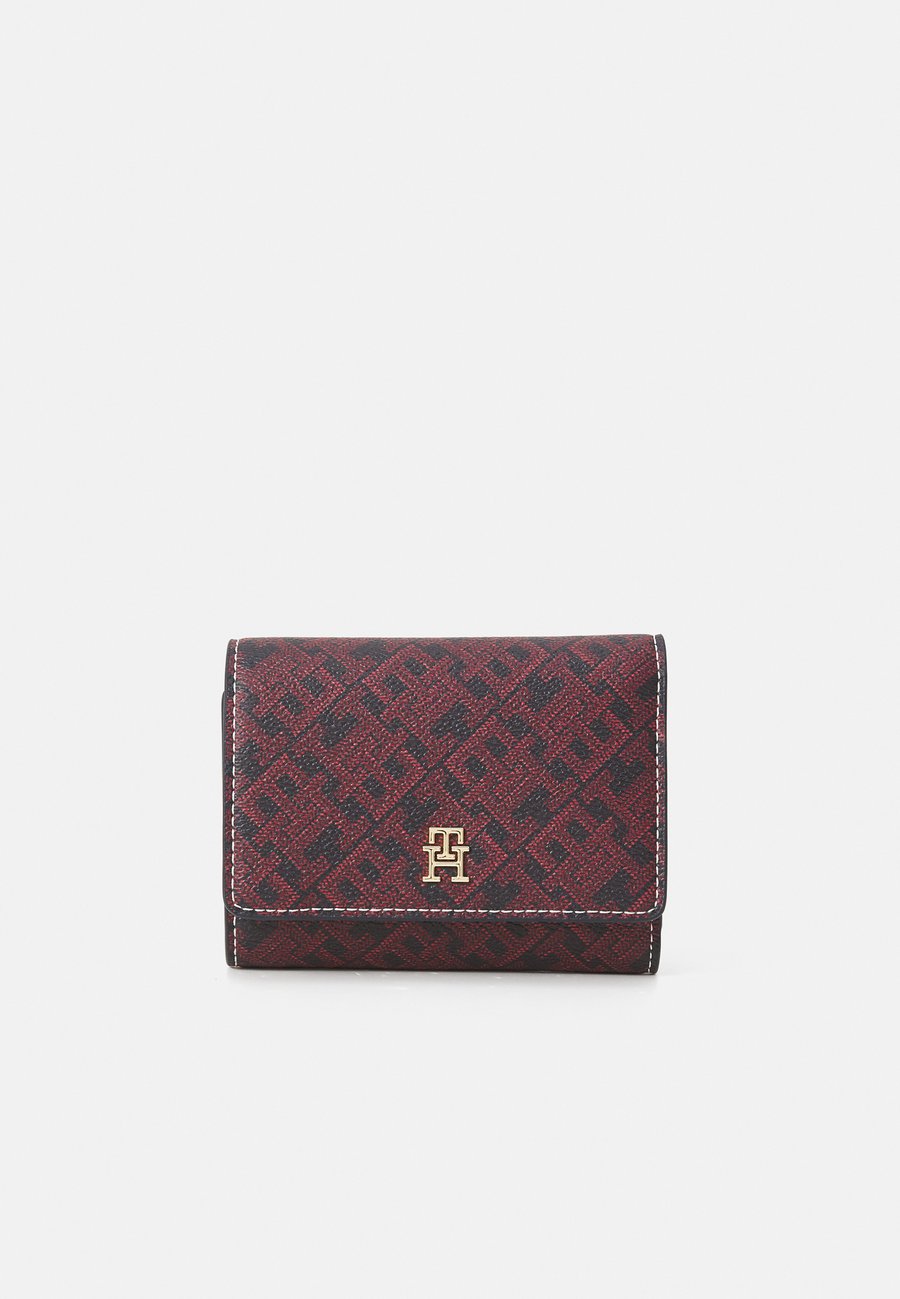 Кошелек Tommy Hilfiger ICON TRIFOLD MONO, Blue
Кошелек Tommy Hilfiger ICON TRIFOLD MONO, Blue