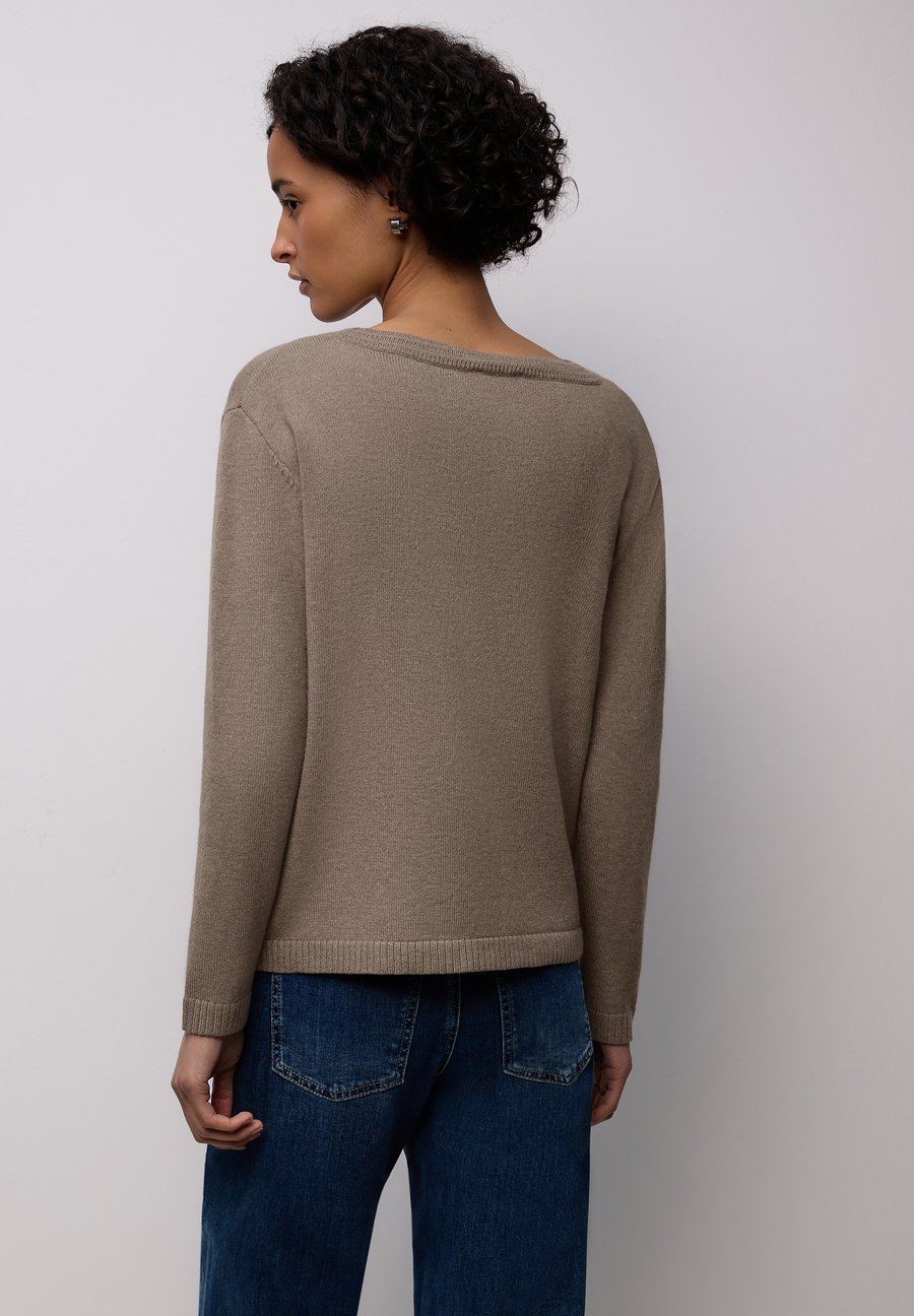Джемпер Street One SOFTER BASIC PULLOVER, Braun/Mottled Beige
Джемпер Street One SOFTER BASIC PULLOVER, Braun/Mottled Beige