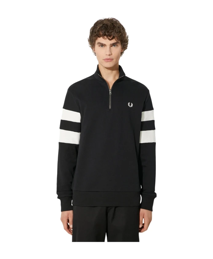 Свитер вязаный с узором Fred Perry, черный
Свитер вязаный с узором Fred Perry, черный