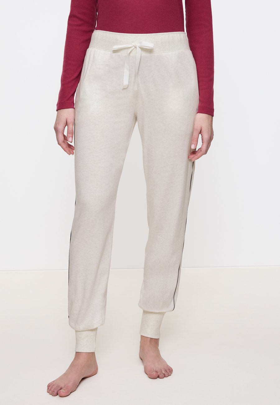 Пижамные брюки Triumph MIX MATCH, White - Light Combination/White
Пижамные брюки Triumph MIX MATCH, White - Light Combination/White