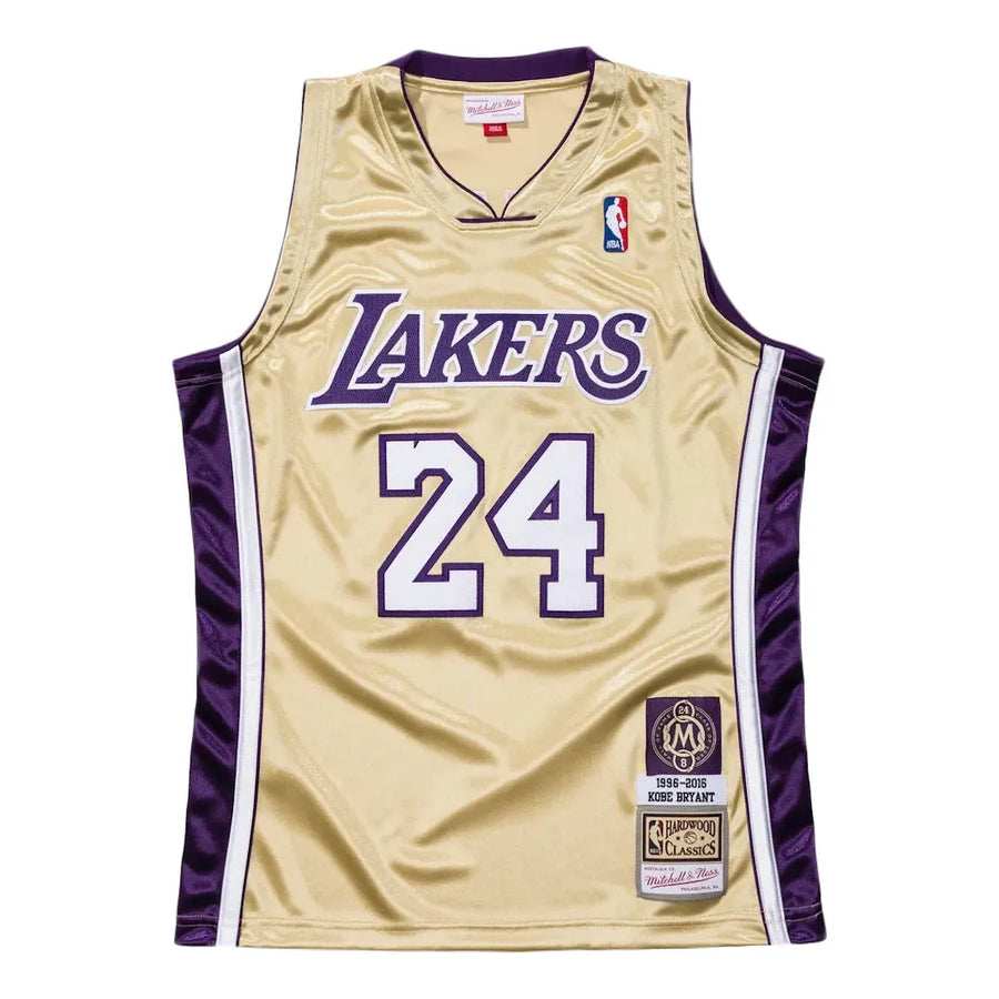 Джерси Mitchell & Ness HOF NBA Authentic Jersey 'Kobe Bryant 24', золотой
Джерси Mitchell & Ness HOF NBA Authentic Jersey 'Kobe Bryant 24', золотой