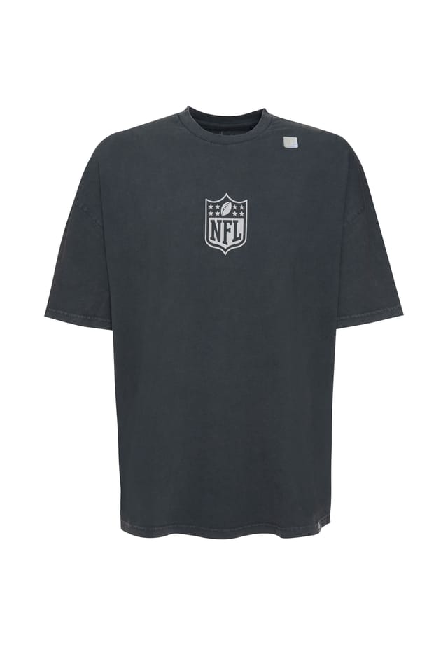 Футболка NFL Los Angeles Rams большого размера стираная свободного кроя Re:Covered, черный
Футболка NFL Los Angeles Rams большого размера стираная свободного кроя Re:Covered, черный