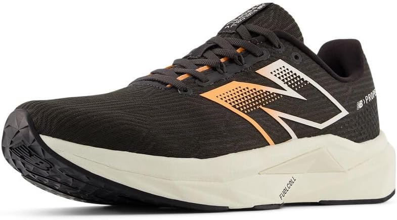Мужские кроссовки New Balance FuelCell Propel V5, черный
Мужские кроссовки New Balance FuelCell Propel V5, черный